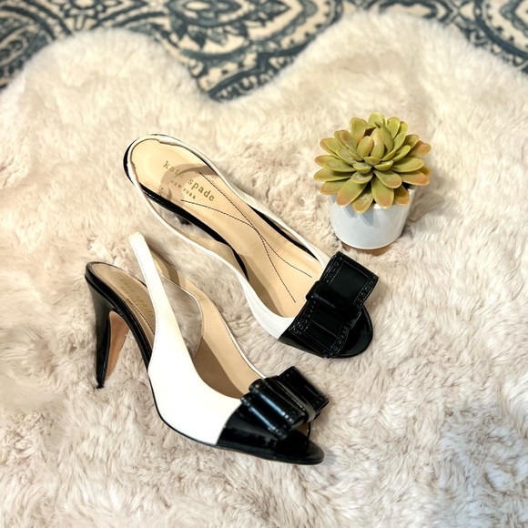Kate Spade New York Classic Bow Black White Leather Heel Strap - Picture 4 of 9